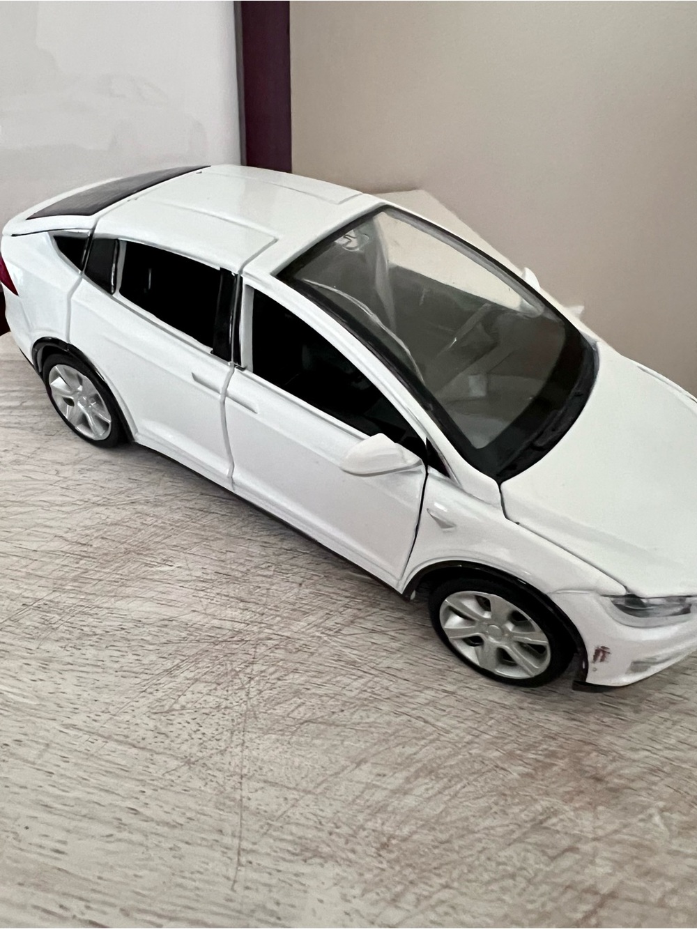 Used Tesla Model X Diecast Car Toy - White - Picture 2 of 9